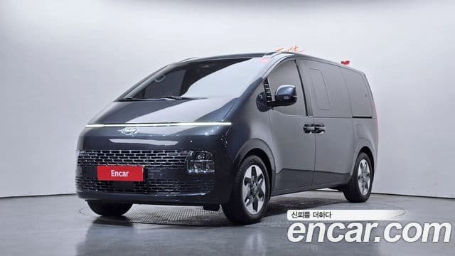 Hyundai Staria Modern, 2022 1