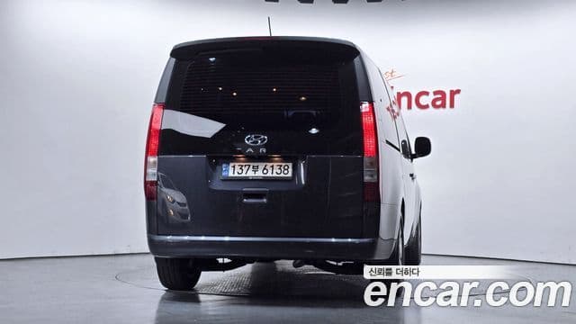 Hyundai Staria Modern, 2022 4