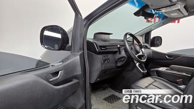 Hyundai Staria Modern, 2022 11