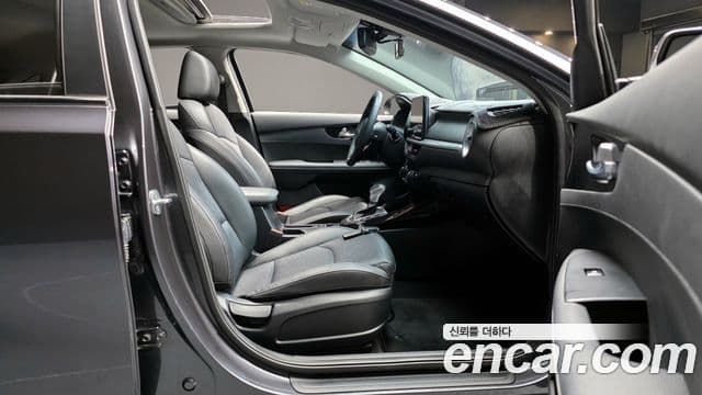 Kia The / новый New K3 2세대 Noblesse, 2022 10