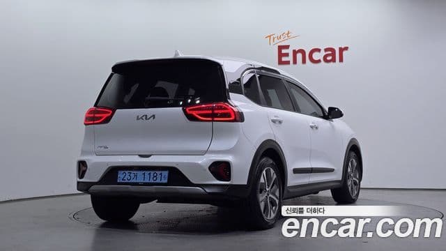 Kia Niro Plus Air (таксомоторный тип), 2023 2