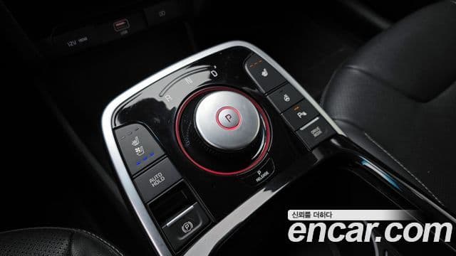 Kia Niro Plus Air (таксомоторный тип), 2023 9