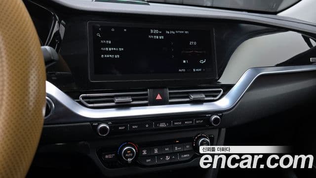 Kia Niro Plus Air (таксомоторный тип), 2023 16