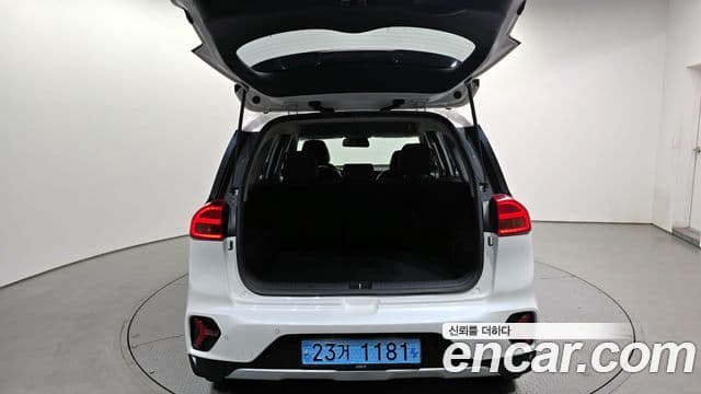 Kia Niro Plus Air (таксомоторный тип), 2023 20