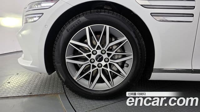 Genesis G80 (RG3) бензин 2.5 турбо 2WD, 2026 все фото