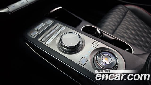 Genesis GV70, 2021 9