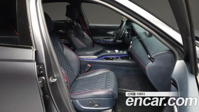 Genesis GV70, 2021 11