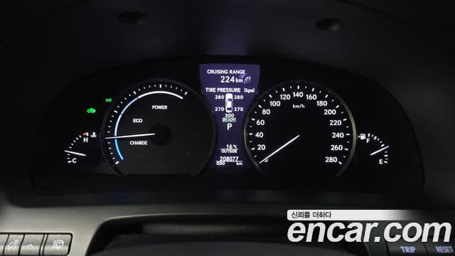 Lexus LS600hL XF40, 2013 8