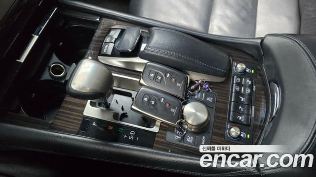 Lexus LS600hL XF40, 2013 9