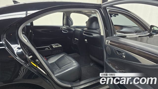 Lexus LS600hL XF40, 2013 12