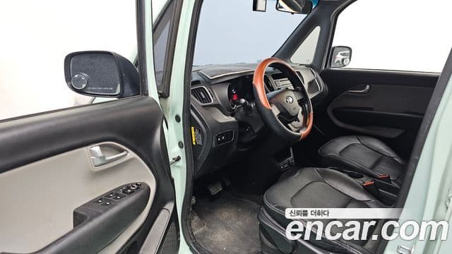 Kia Ray Deluxe, 2015 11