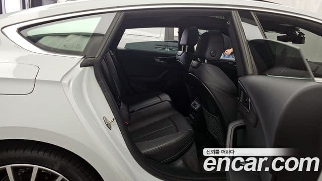 Audi A5 (F5) 40 TFSI Quattro Premium Sportback, 2023 13