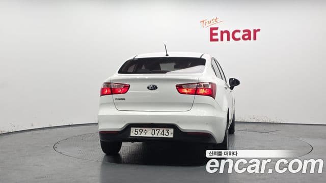 Kia The / новый New Pride Luxury, 2015 4