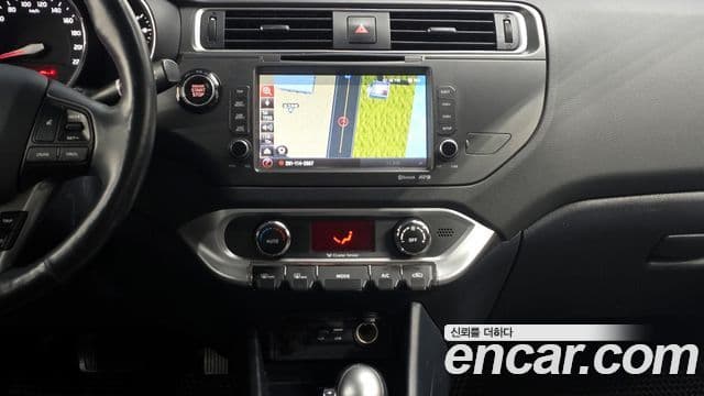 Kia The / новый New Pride Luxury, 2015 14