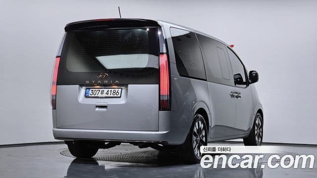 Hyundai Staria Inspiration, 2022 2