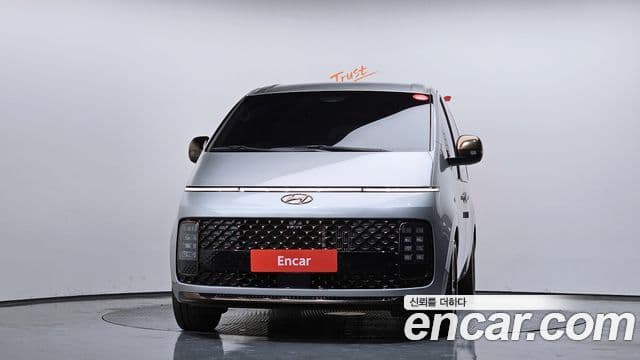 Hyundai Staria Inspiration, 2022 3
