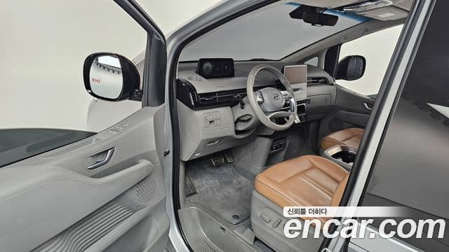 Hyundai Staria Inspiration, 2022 10