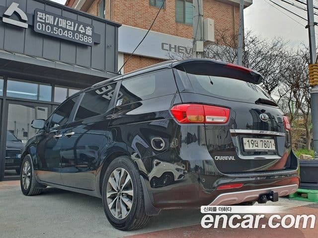 Kia All New Carnival Prestige, 2015 2