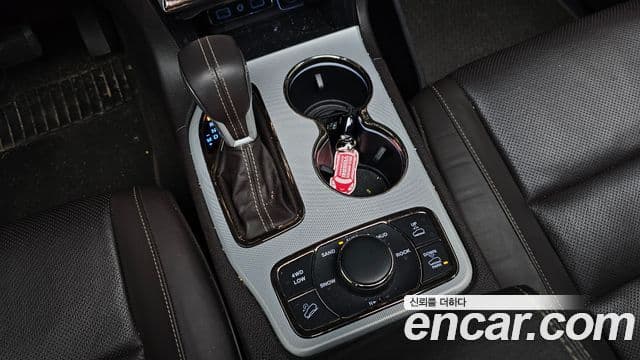 Jeep Grand Cherokee WK2, 2019 15