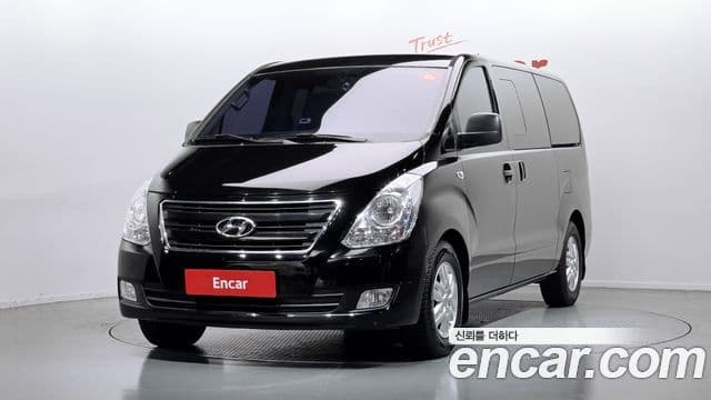 Hyundai Grand Starex Smart, 2017 1