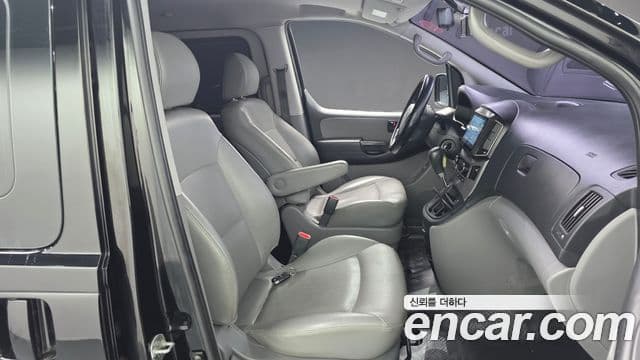 Hyundai Grand Starex Smart, 2017 10