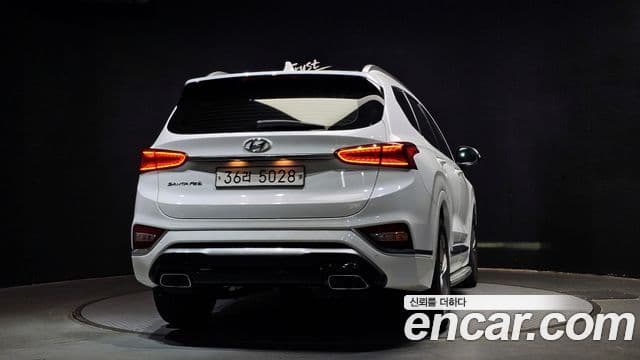 Hyundai Santa Fe TM Inspiration, 2020 4