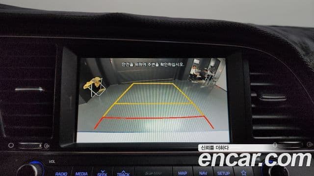 Hyundai Avante AD 1.6 GDI Value Plus, 2018 18