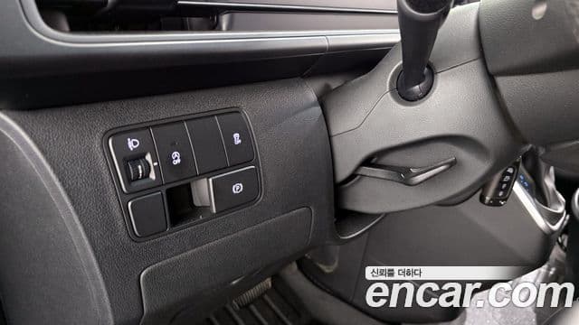 Hyundai Staria Smart, 2023 17