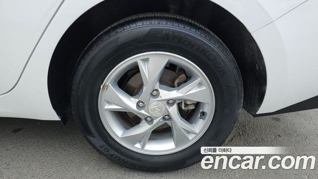 Hyundai Avante (CN7) Modern, 2022 все фото