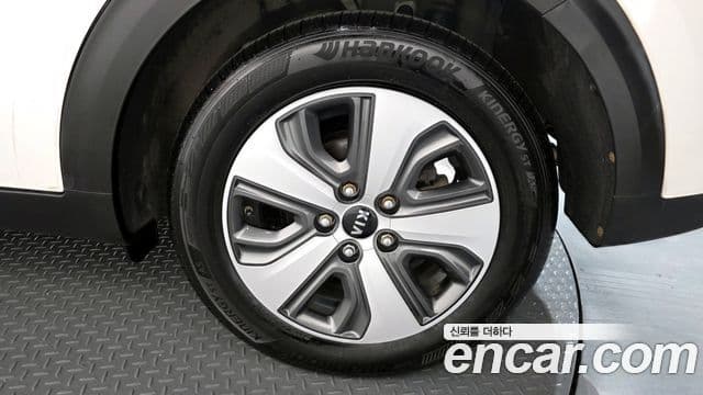 Kia Niro Prestige, 2018 все фото