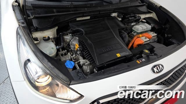 Kia Niro Prestige, 2018 6