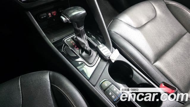 Kia Niro Prestige, 2018 9