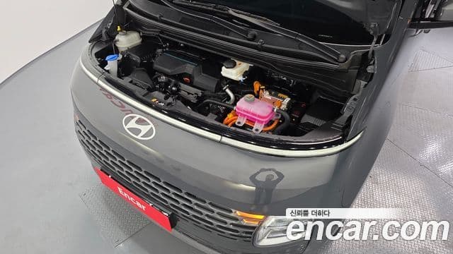 Hyundai Staria Modern, 2025 6