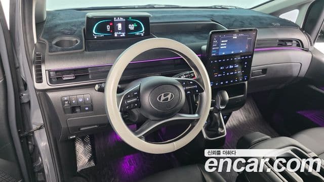 Hyundai Staria Modern, 2025 7