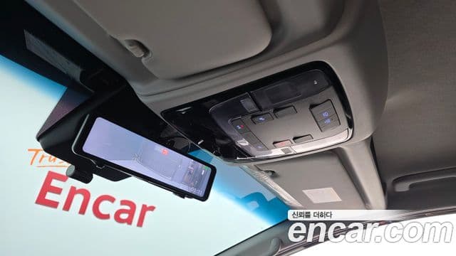 Hyundai Staria Modern, 2025 19