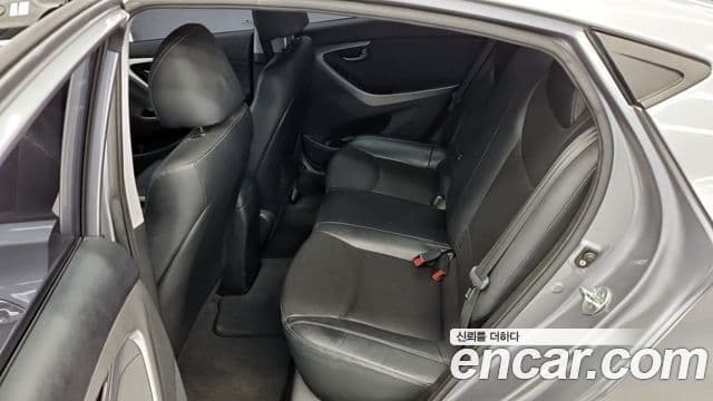 Hyundai Avante MD M16 GDI Smart, 2013 8