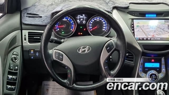 Hyundai Avante MD M16 GDI Smart, 2013 9
