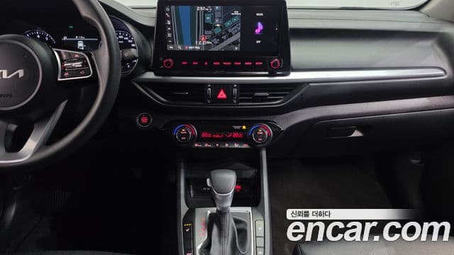 Kia The / новый New K3 2세대 Trendy, 2022 15