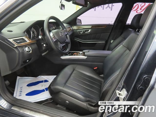 Mercedes-Benz E-класс W212 E300 Elegance, 2016 все фото