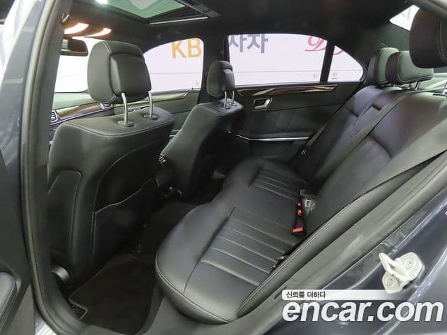Mercedes-Benz E-класс W212 E300 Elegance, 2016 6
