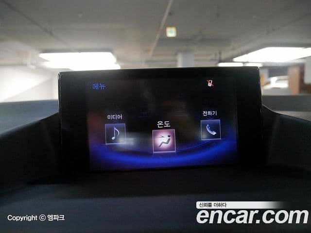 Lexus CT200h ZWA10, 2015 12