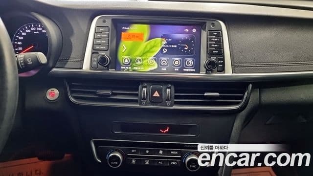 Kia K5 2세대 Prestige, 2016 10