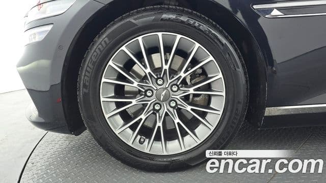 Genesis G80 (RG3) бензин 2.5 турбо AWD, 2022 все фото