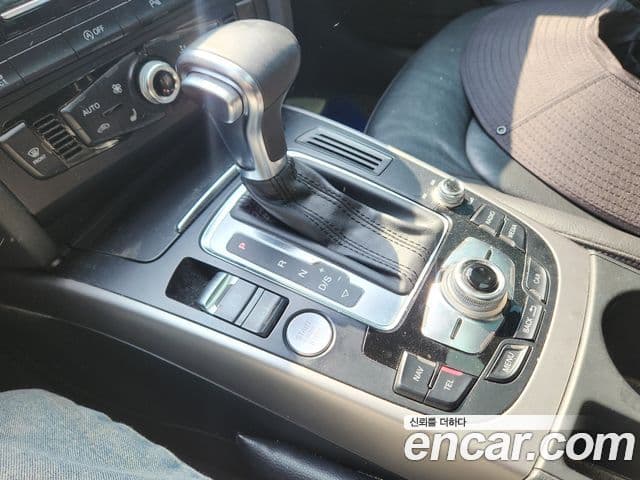 Audi New A4 B8, 2015 13