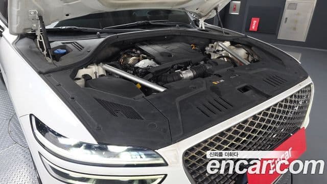 Genesis GV70, 2021 6