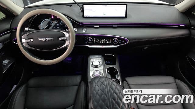 Genesis GV70, 2021 7