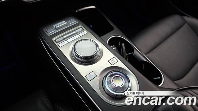 Genesis GV70, 2021 9