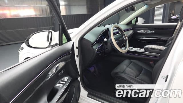 Genesis GV70, 2021 10