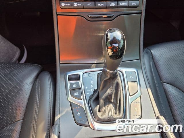 Hyundai Grandeur HG Modern, 2016 9