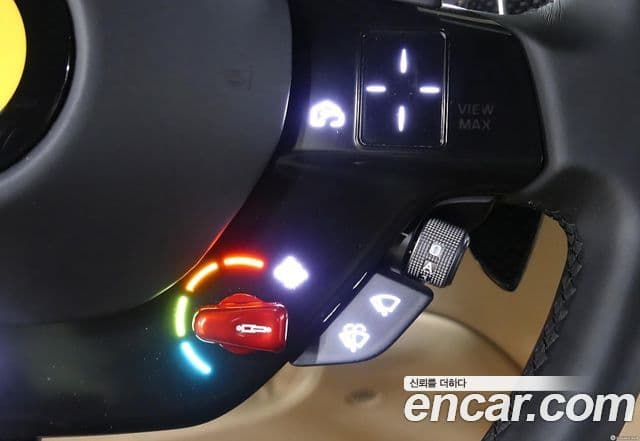 Ferrari 로마, 2022 14